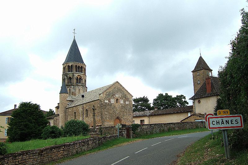 2010-06- (52).JPG - Kirche Saint-Pierre et Saint-Paul aus dem 11./12. Jahrhundert